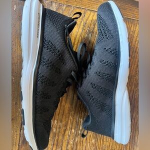 APL Women’s Techloom Pro